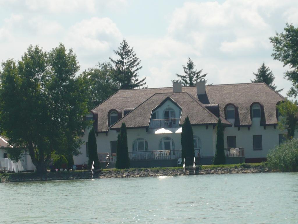Aranyhid Hotel Balatonboglár Zewnętrze zdjęcie
